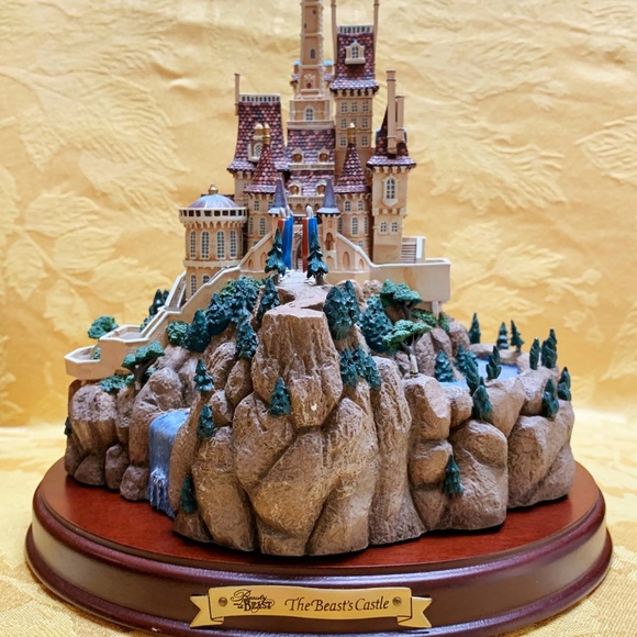 Disney’s Beauty & The Beast “The Beast's Castle” - Picture 4 of 4